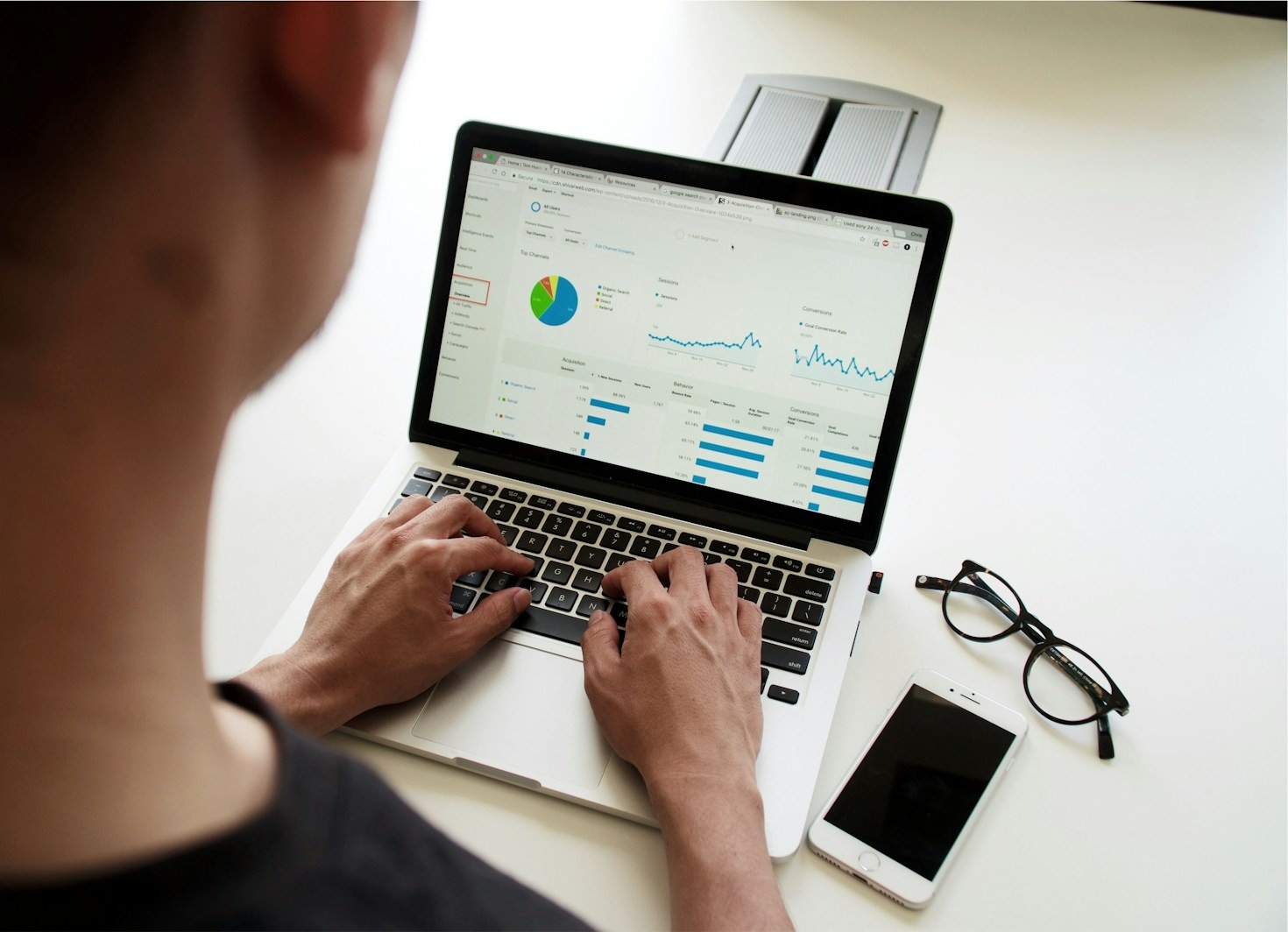 Lead generator for online BUSINESS 